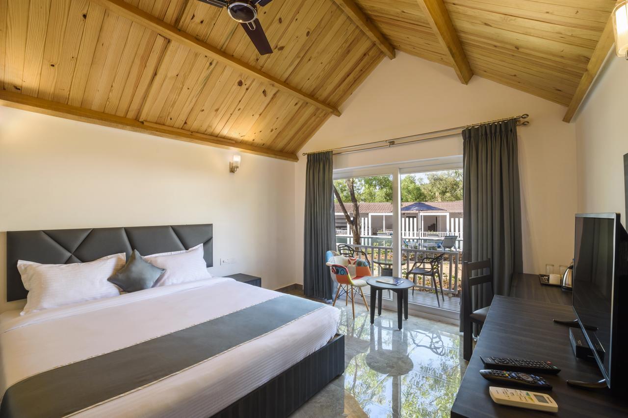 White Wood Resort By Stone Wood Hotels Morjim Extérieur photo