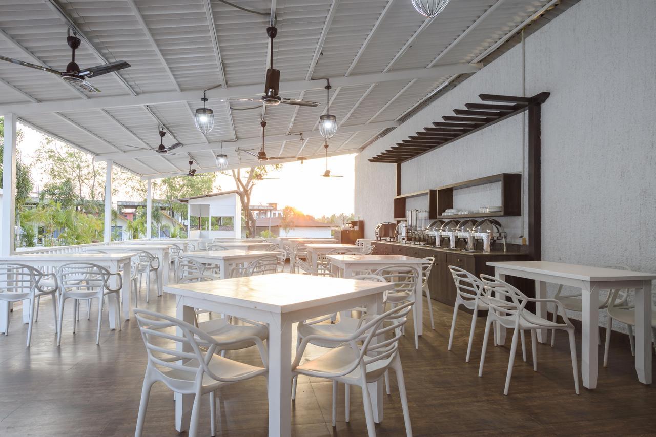White Wood Resort By Stone Wood Hotels Morjim Extérieur photo