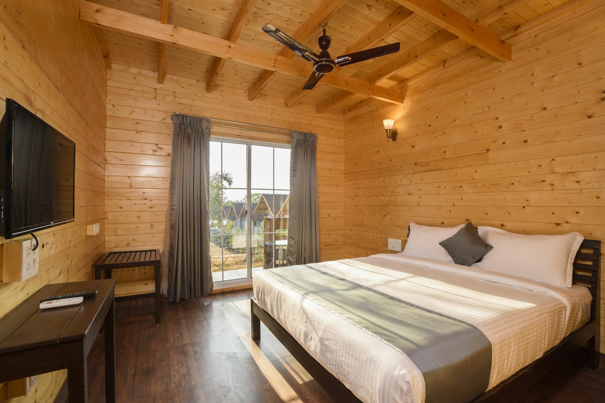 White Wood Resort By Stone Wood Hotels Morjim Extérieur photo